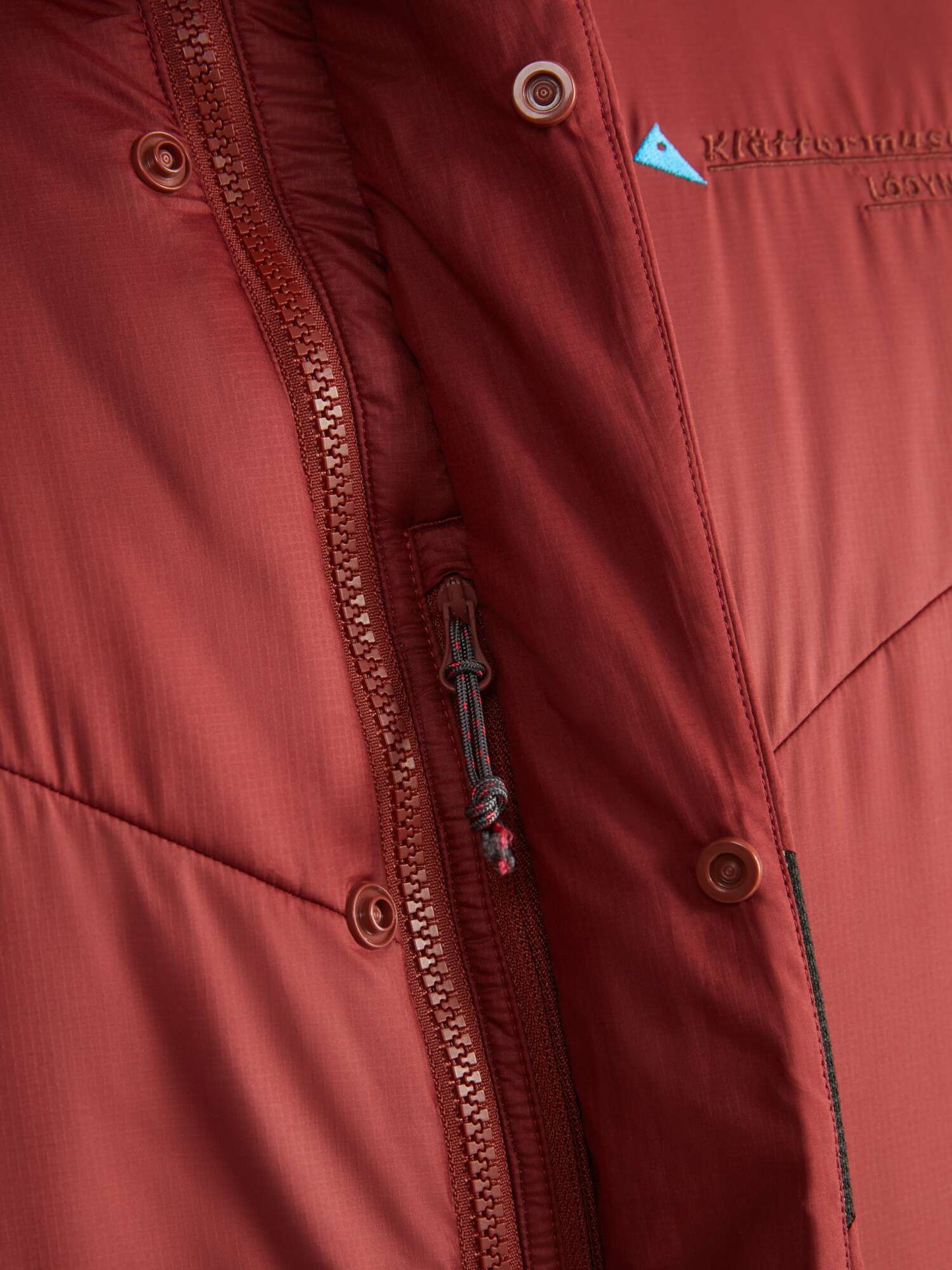 Lödyn Hood Jacket M's (Herr) - lätt och packbar jacka med syntetisolering