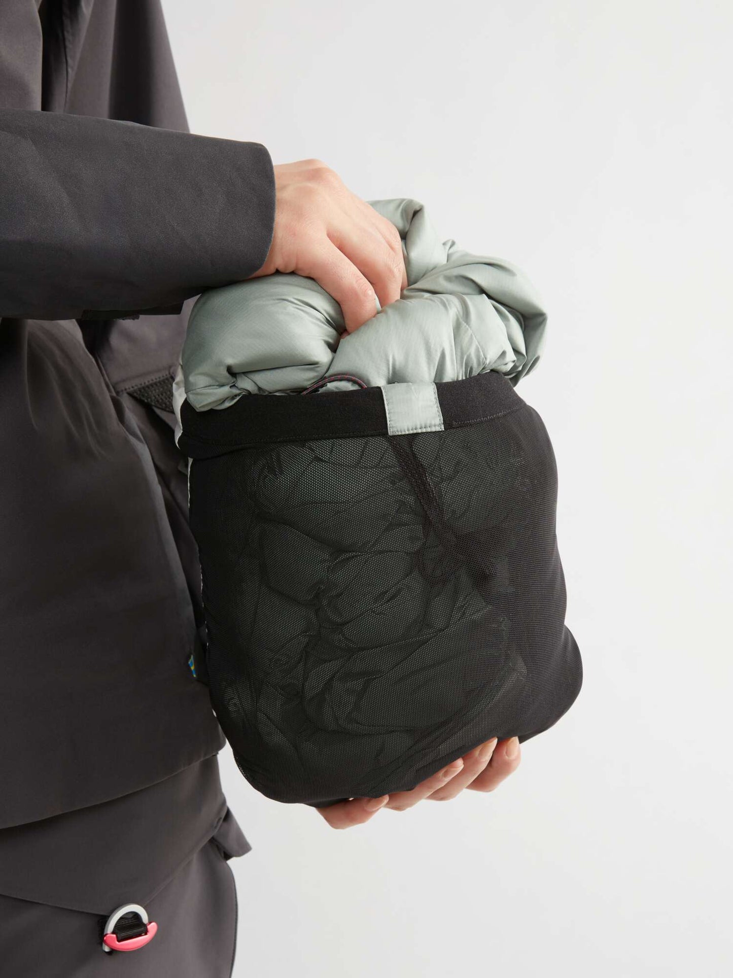 Lödyn Hood Jacket W's (Dam) - lätt och packbar jacka med syntetisolering