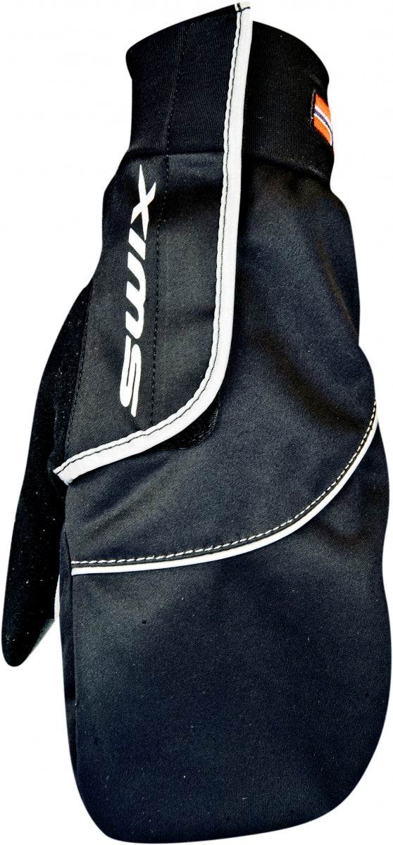Supernova racing over mitt men