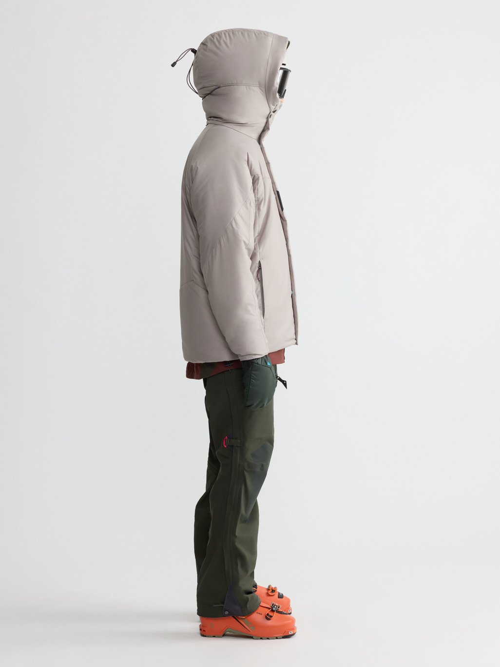 Lödyn Hood Jacket M's (Herr) - lätt och packbar jacka med syntetisolering