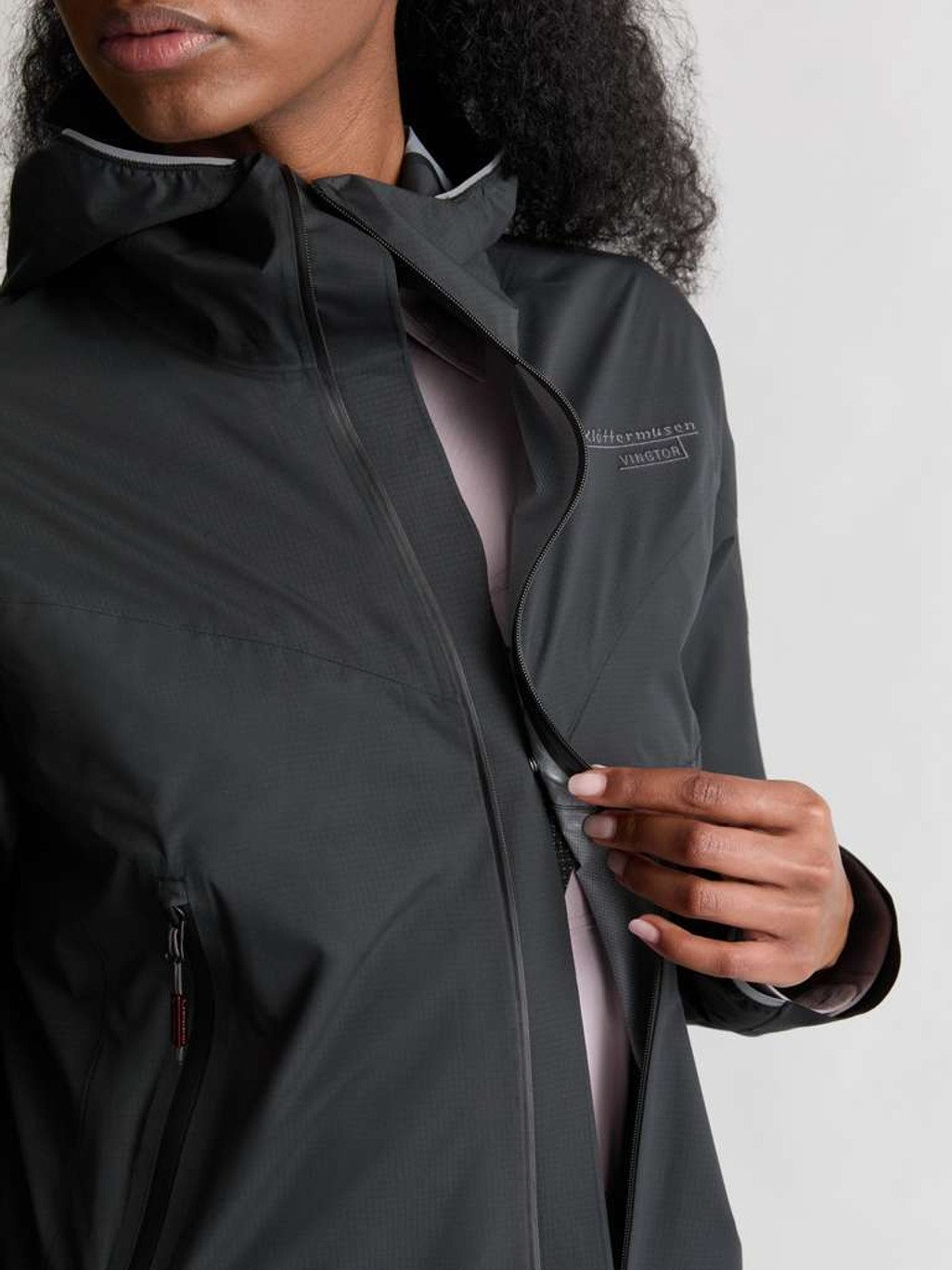 Vingtor Hood Jacket W's - Tunn Skaljacka för vandring