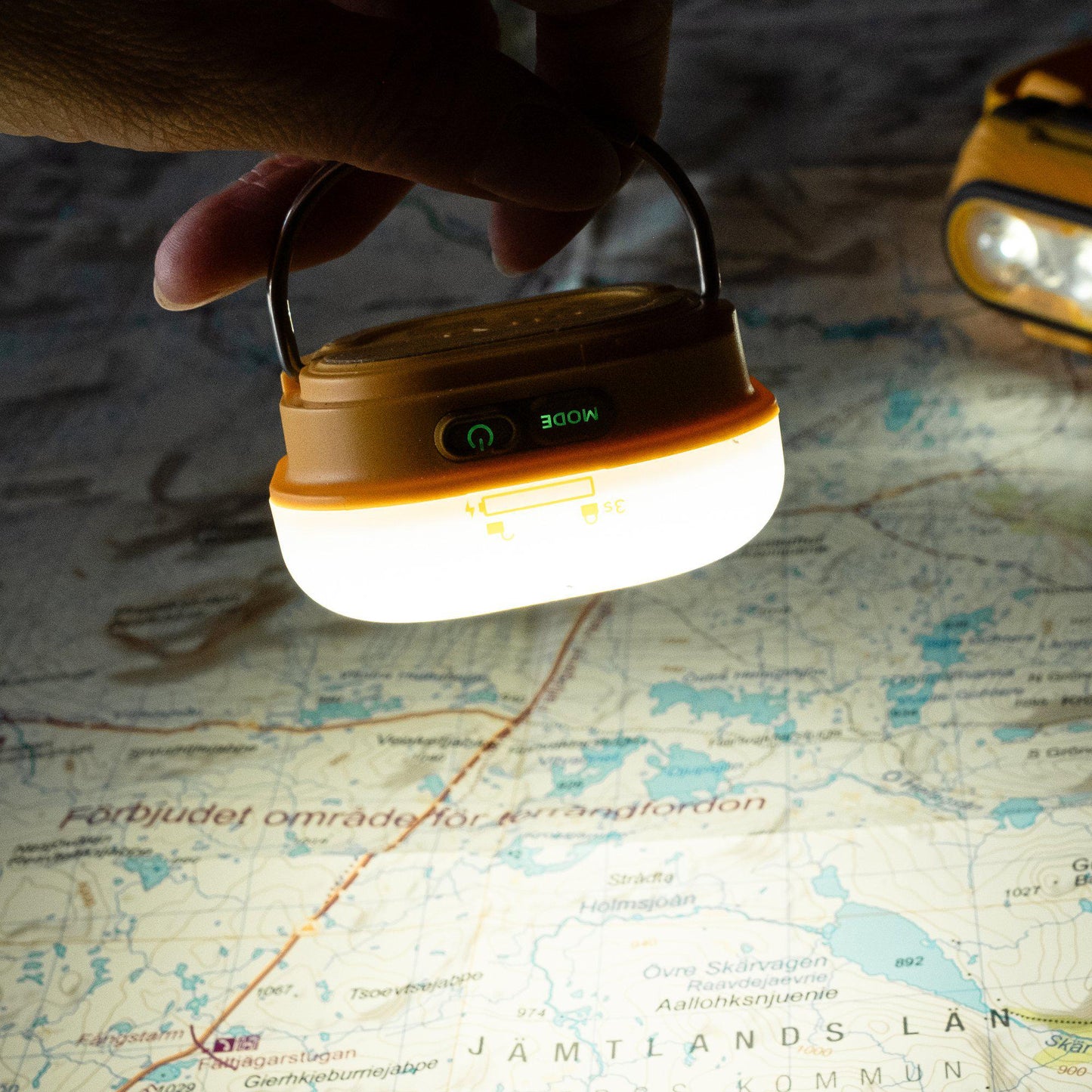 Glow Recharge  - uppladdningsbar campinglampa