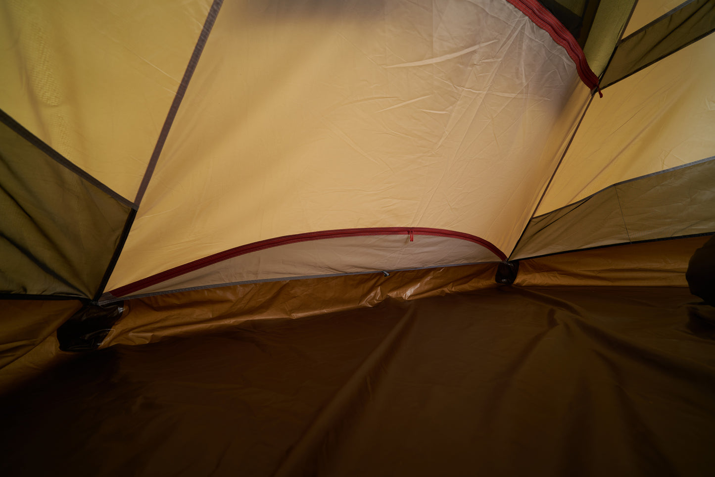 Oppland 4 PU Tent - tunneltält för fyra personer