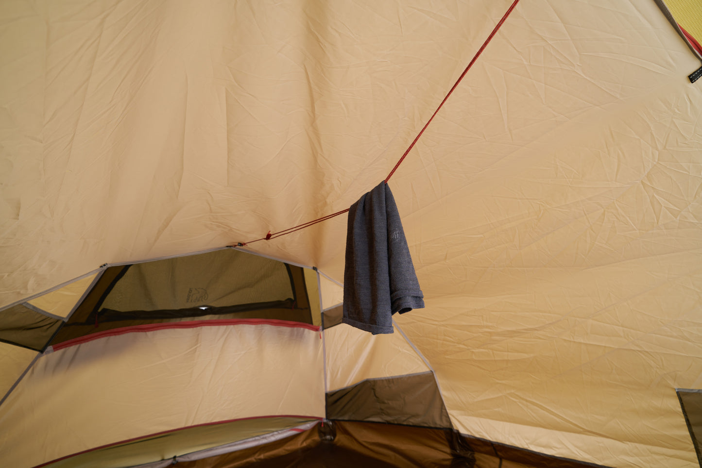 Oppland 4 PU Tent - tunneltält för fyra personer
