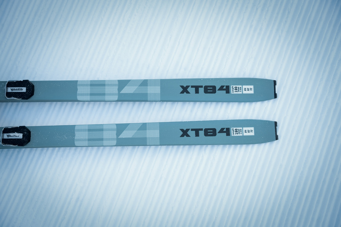 XT84 Crown X-skin - turskidor med stålkant